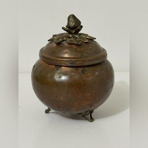 Vintage Copper and Brass 3 Leg Round Box with Strawberry Finial